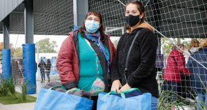 Achával lanzó Abrigar, para acompañar a las mujeres y las familias en este invierno