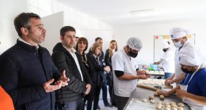 Achával visitó las aulas totalmente equipadas del Centro de Formación Profesional en Pilarica
