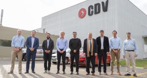 Achával, con el embajador de Uruguay, en una empresa que invertirá en Pilar
