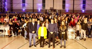 Achával reconoció a los docentes de Pilar con un festejo por el Día del Maestro