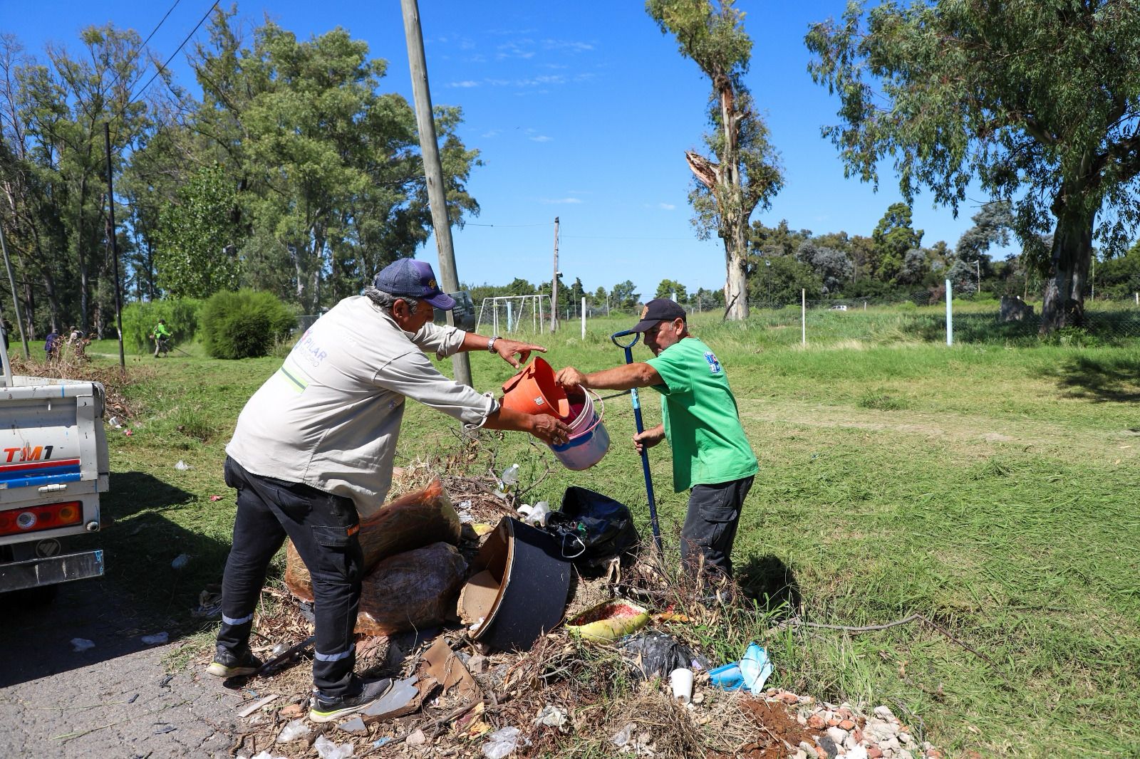 El municipio sigue avanzando con los operativos de descacharreo y fumigación en todo Pilar