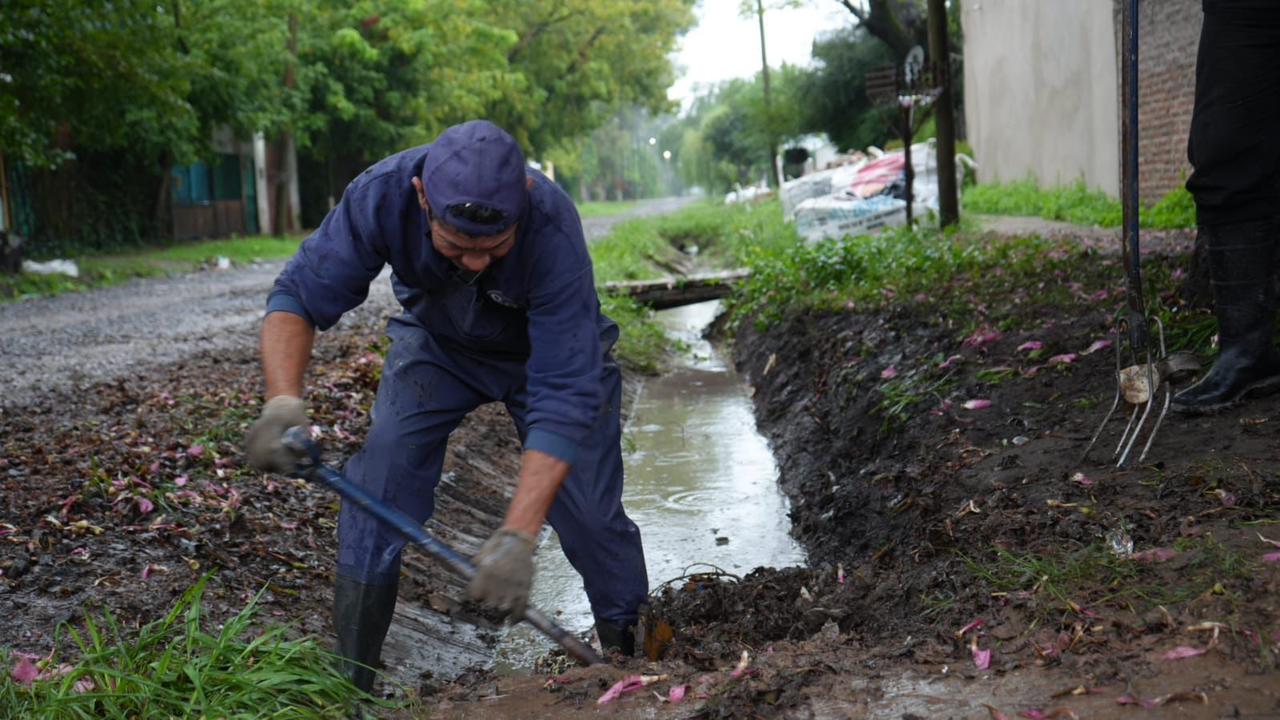 El municipio sigue adelante con los operativos de desobstrucción ante las intensas lluvias