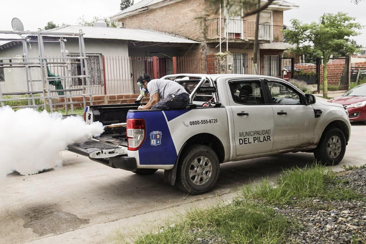 El Municipio intensifica los operativos de fumigación en todo Pilar